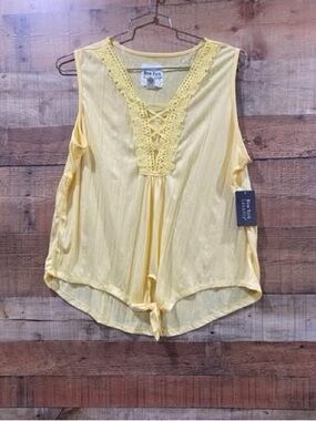 NWT New York Laundry Pale Yellow Lace-Trim Tie Front Sleeveless Top Size XL
